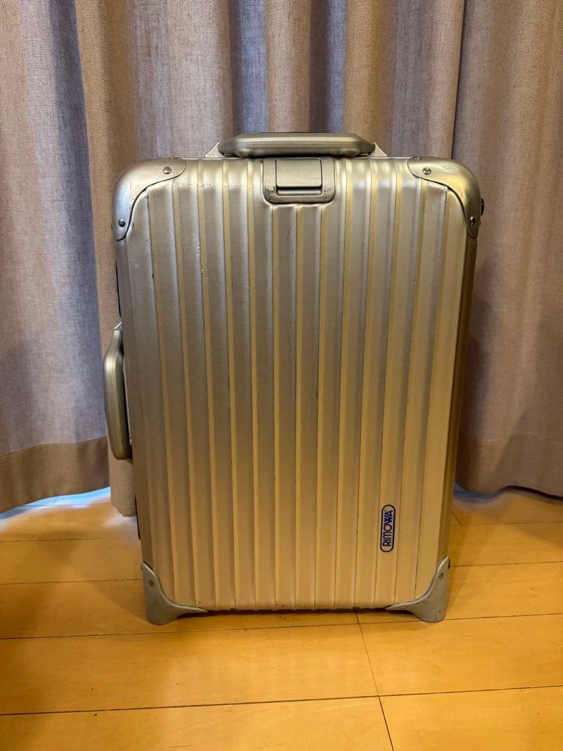 廃番・希少モデル　RIMOWA リモワ　シルバーインテグラル　 35L