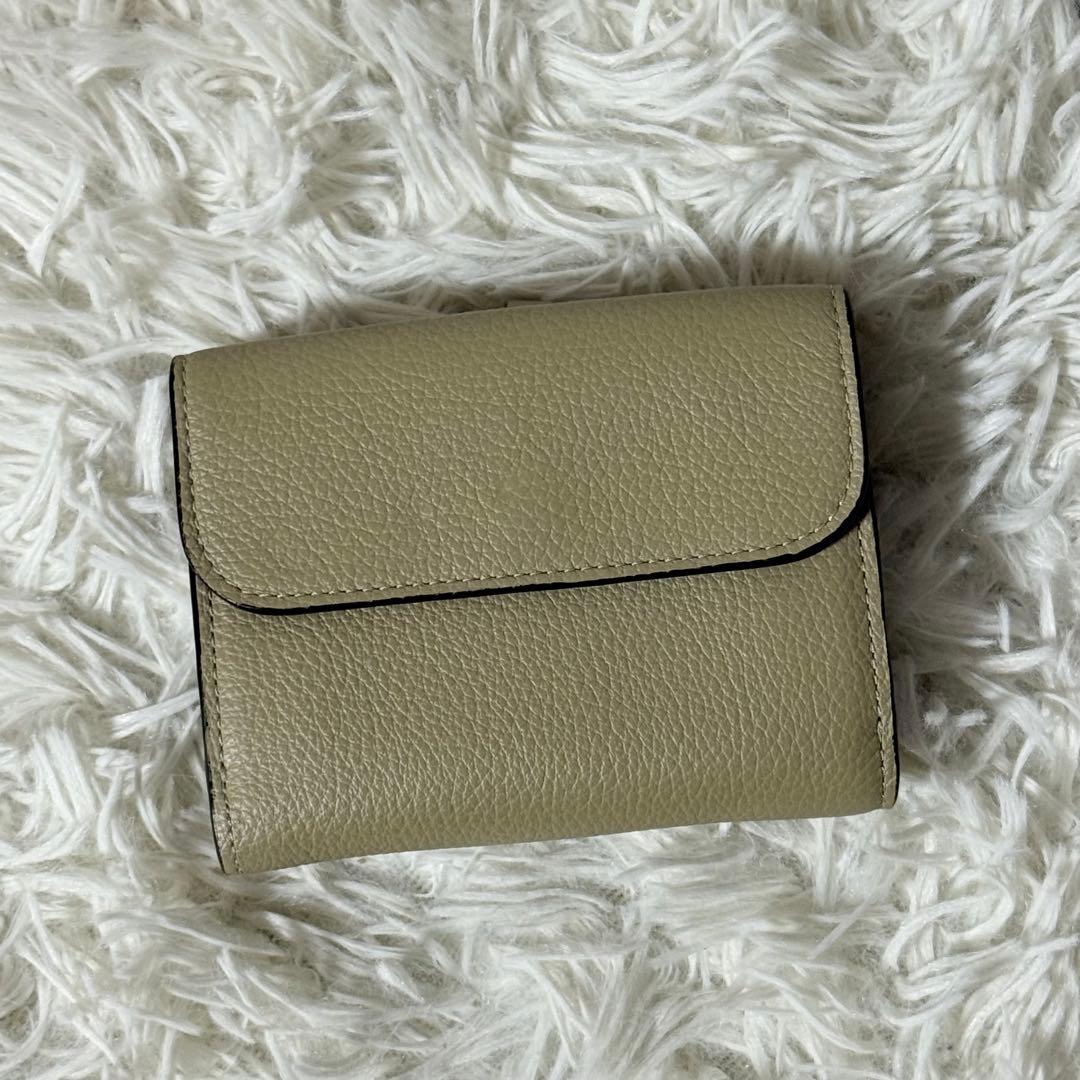 ⭐️新品未使用⭐️　Chloe　Alphbet　アルファベット　三つ折り財布