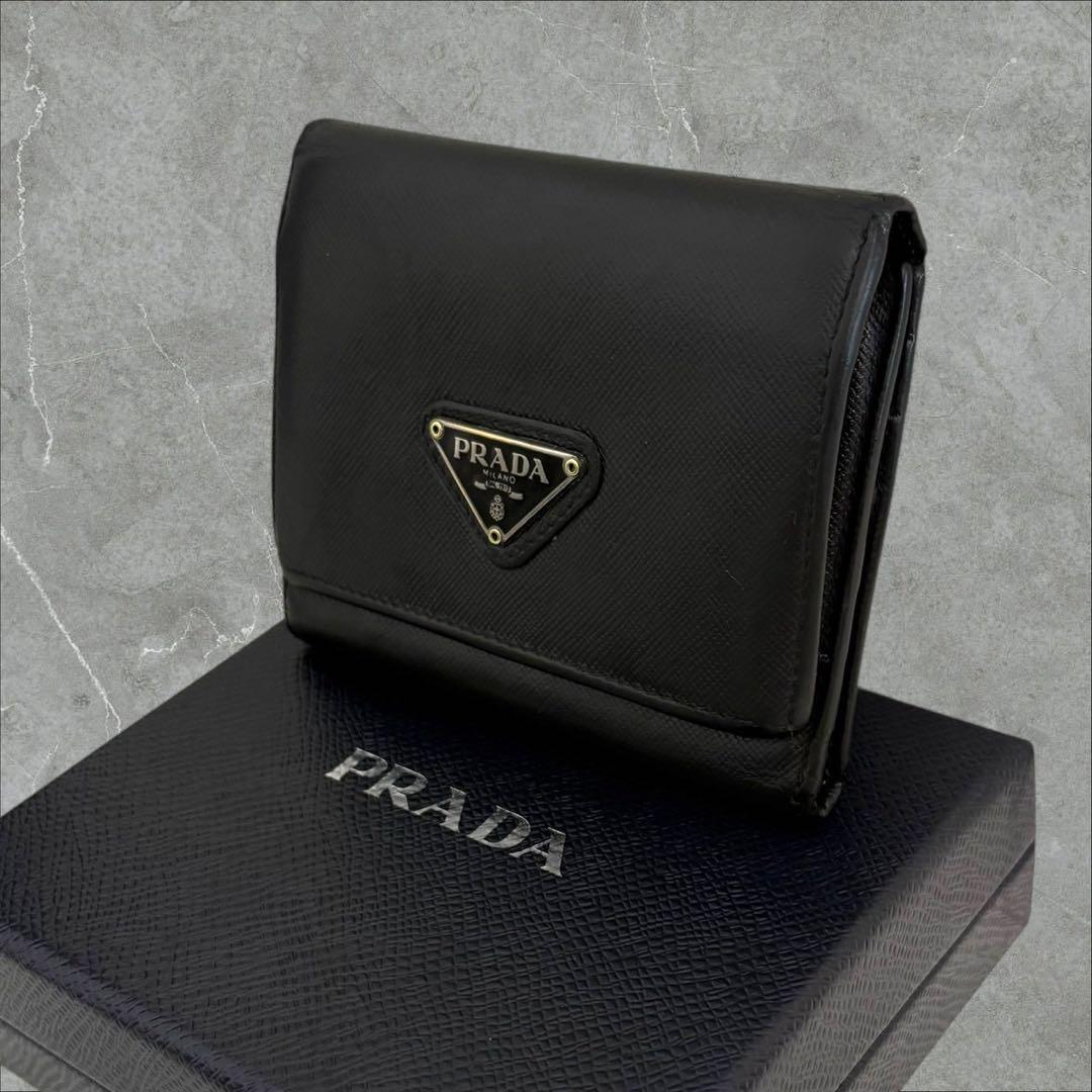 美品✨ PRADA プラダ 三つ折り財布 サフィアーノ 三角ロゴ