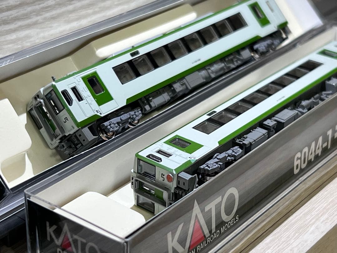 【2両セット】KATO 6043-01,6044-01 キハ110-100
