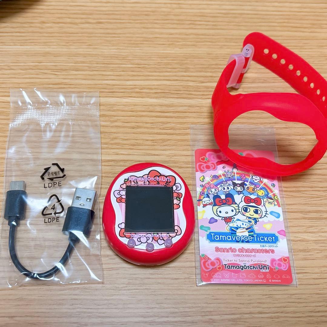 たまごっちユニ サンリオキャラクターズ