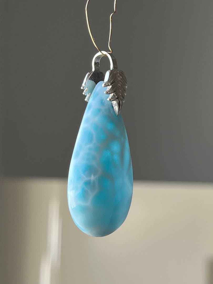 天然石ラリマー☆高品質！しずく型ペンダントトップ②☆リーフ型バチカンがステキ！