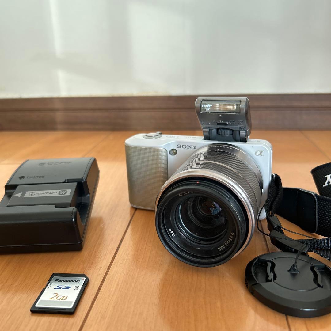 Sony α NEX-3 カメラ 本体とアクセサリー