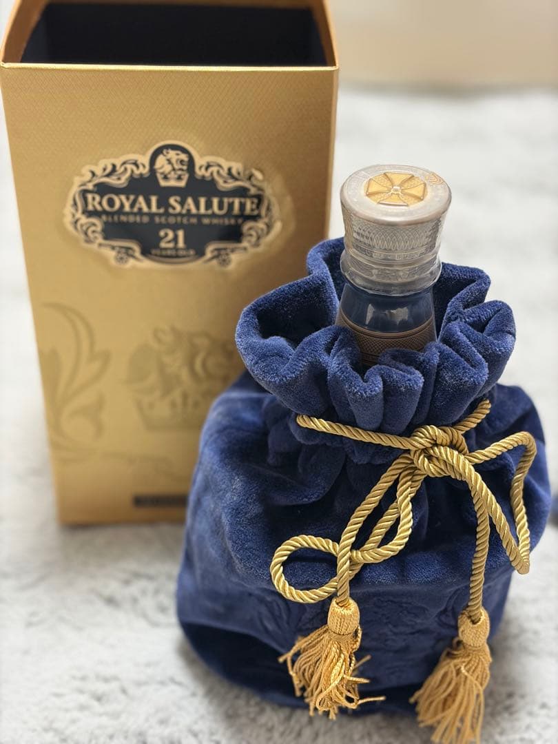 ロイヤルサルート 21年 サファイアフラゴン 箱付き 未開封