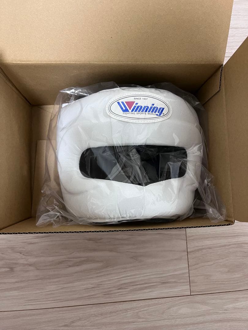 Winning フルフェイスヘッドギアMサイズ白新品JINBEOM KIM