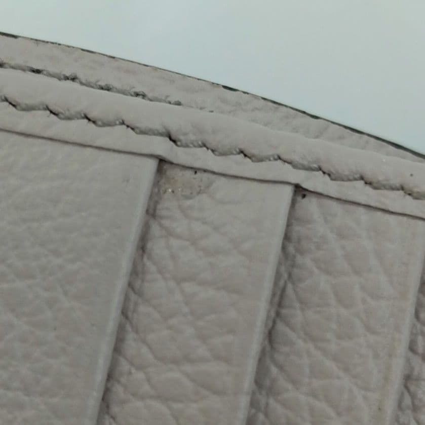 KM012 クロエ 美品 アルファベット 3つ折り財布 箱付き ゴールド金具