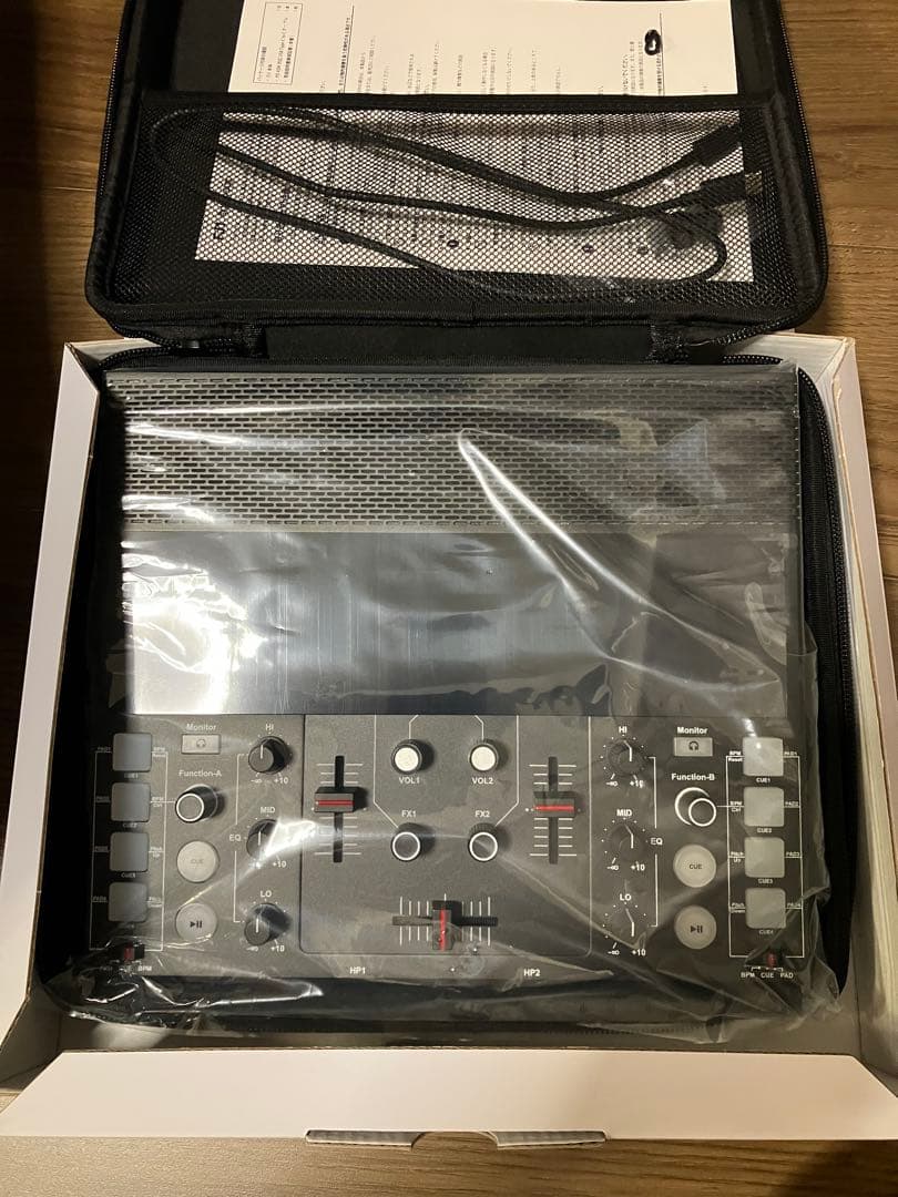 FJ1 DJコントローラー 本体未使用品ブラック