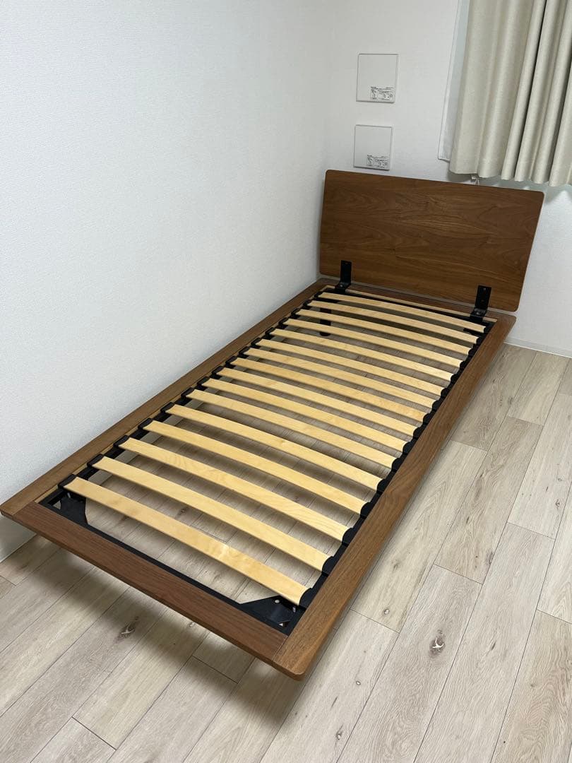 無印 シングルベッドフレーム ウォールナット ヘッドボード付き