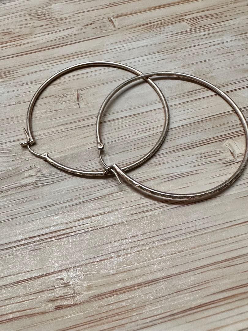 ヴァンドーム青山　ゴールドフープピアス