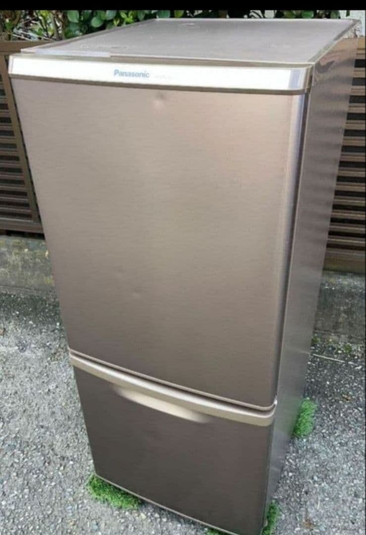 パナソニック冷蔵庫 138Lカテキン抗菌脱臭LED照明 自動霜取り機能付17年製