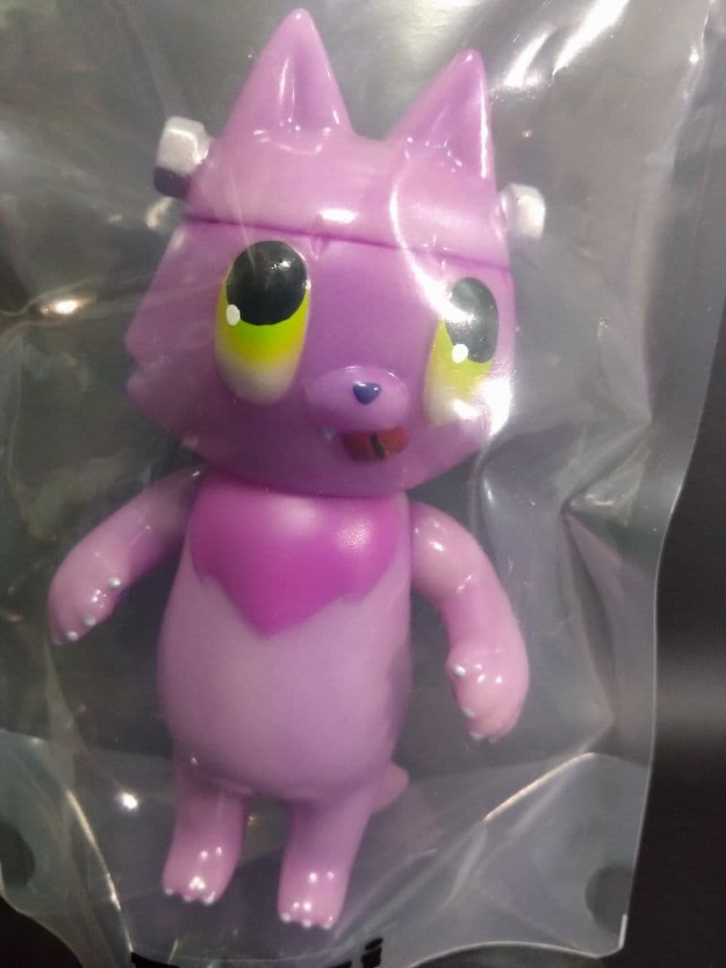 bite morph Frazi【ぶどうジェリー】蓄光ソフビ