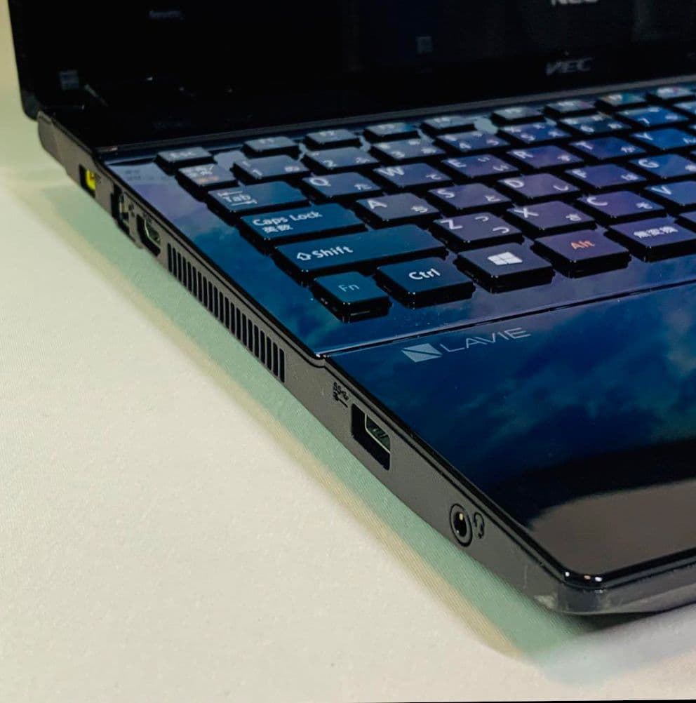 NEC LaVie ノートPC i7 32GB 1TB SSD