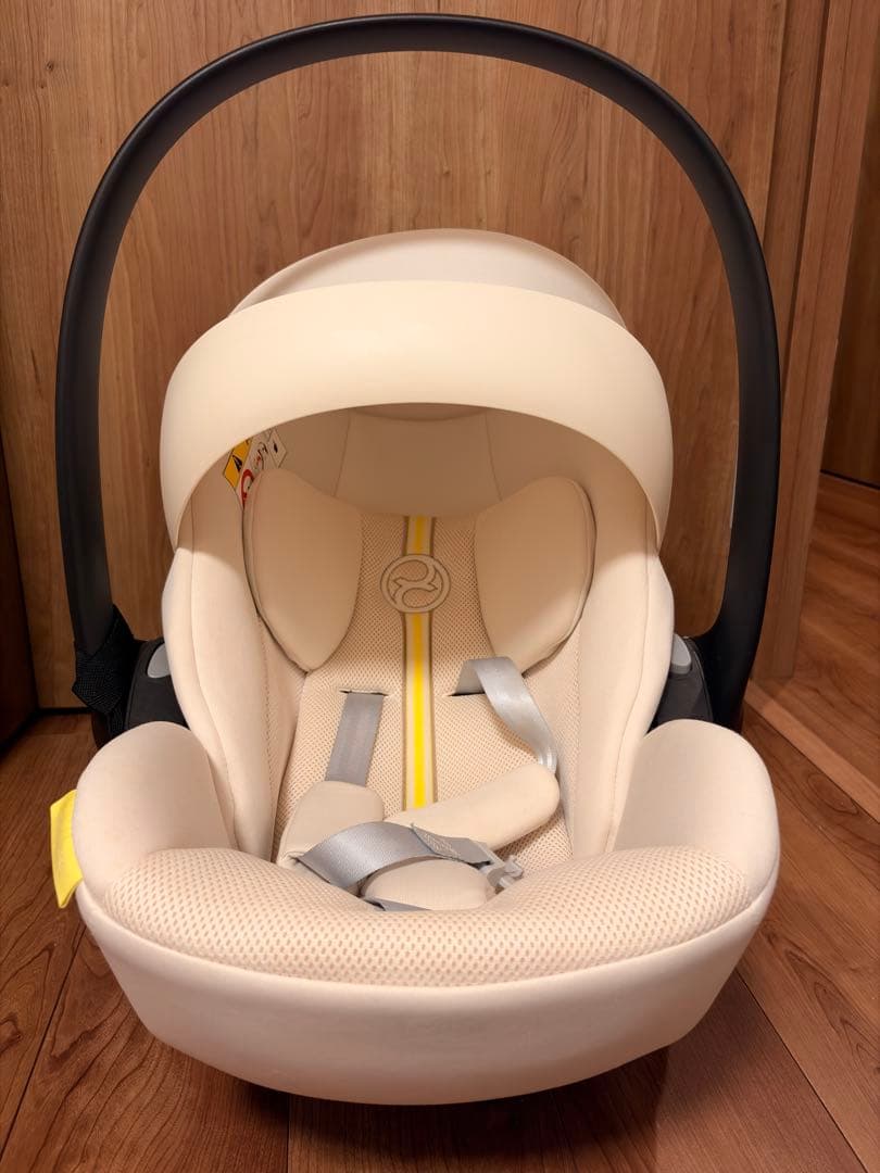 ベビーシート　cybex Cloud G i-Size カーアダプタセット