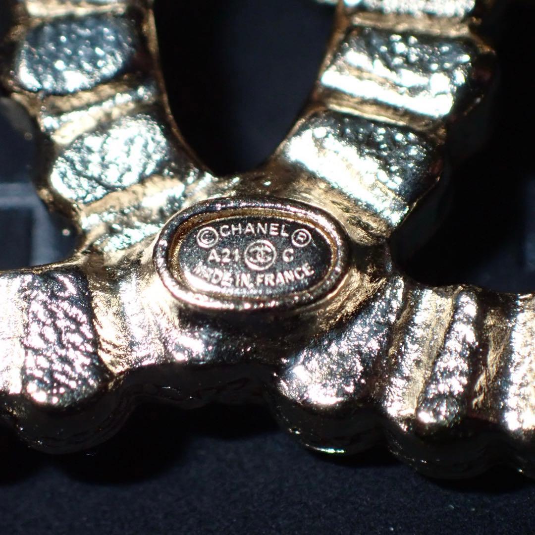 【CHANEL】シャネルCCロゴ お花ブローチ