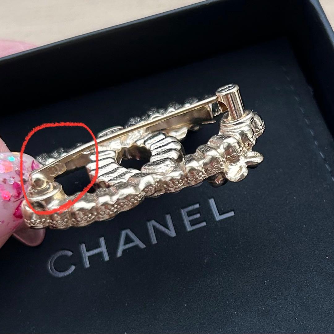 【CHANEL】シャネルCCロゴ お花ブローチ