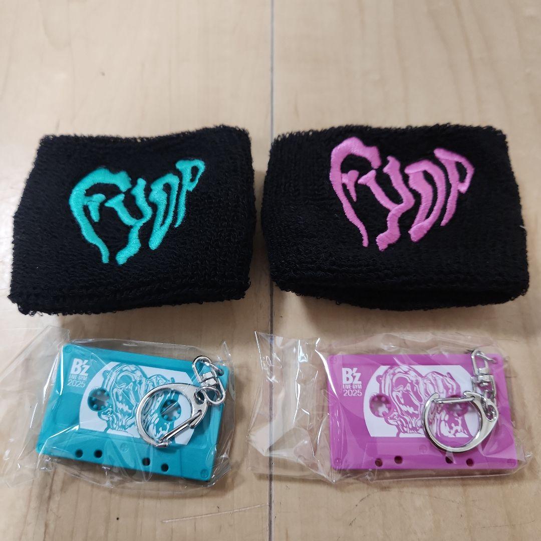 B'z　FYOP　リストバンド　カセットチャーム　東京ドーム