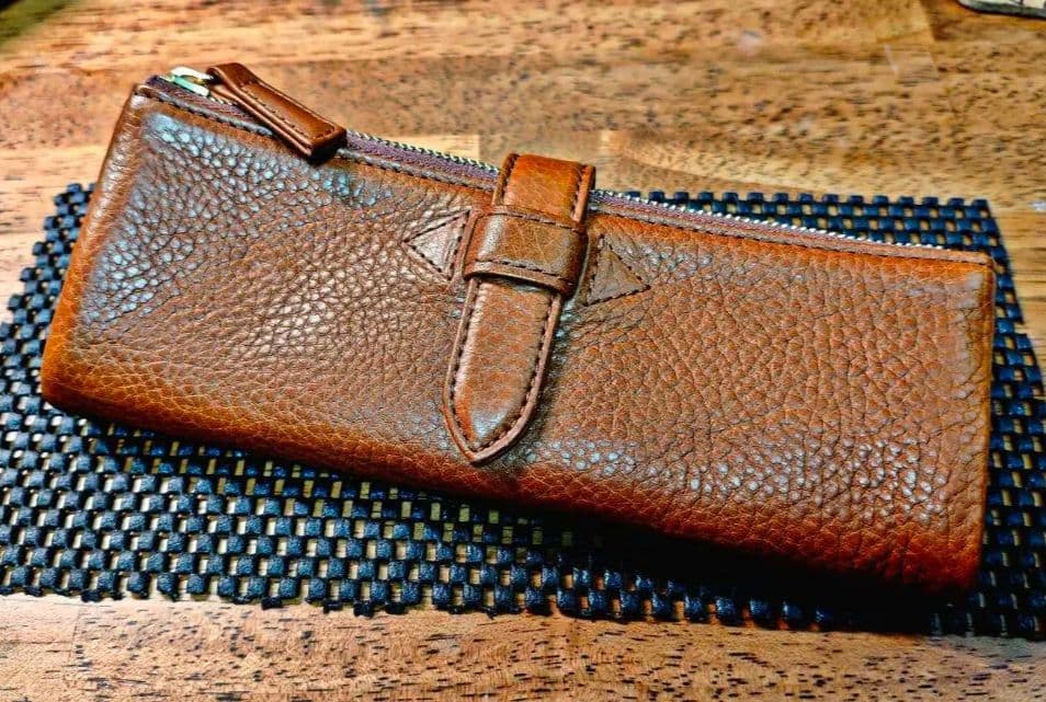 【お値下げ中】Cカンパニー　ルポプリモペンケース　ウイスキー