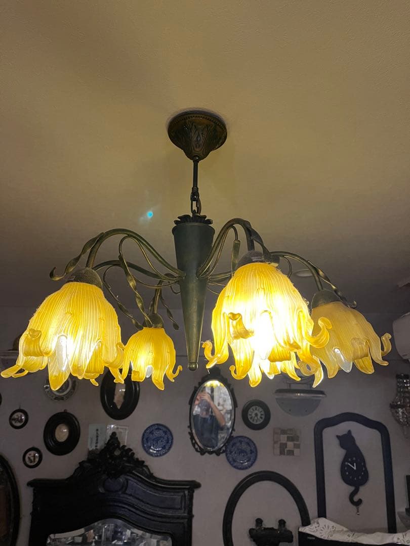 アンティーク風　フラワーシャンデリア 6灯