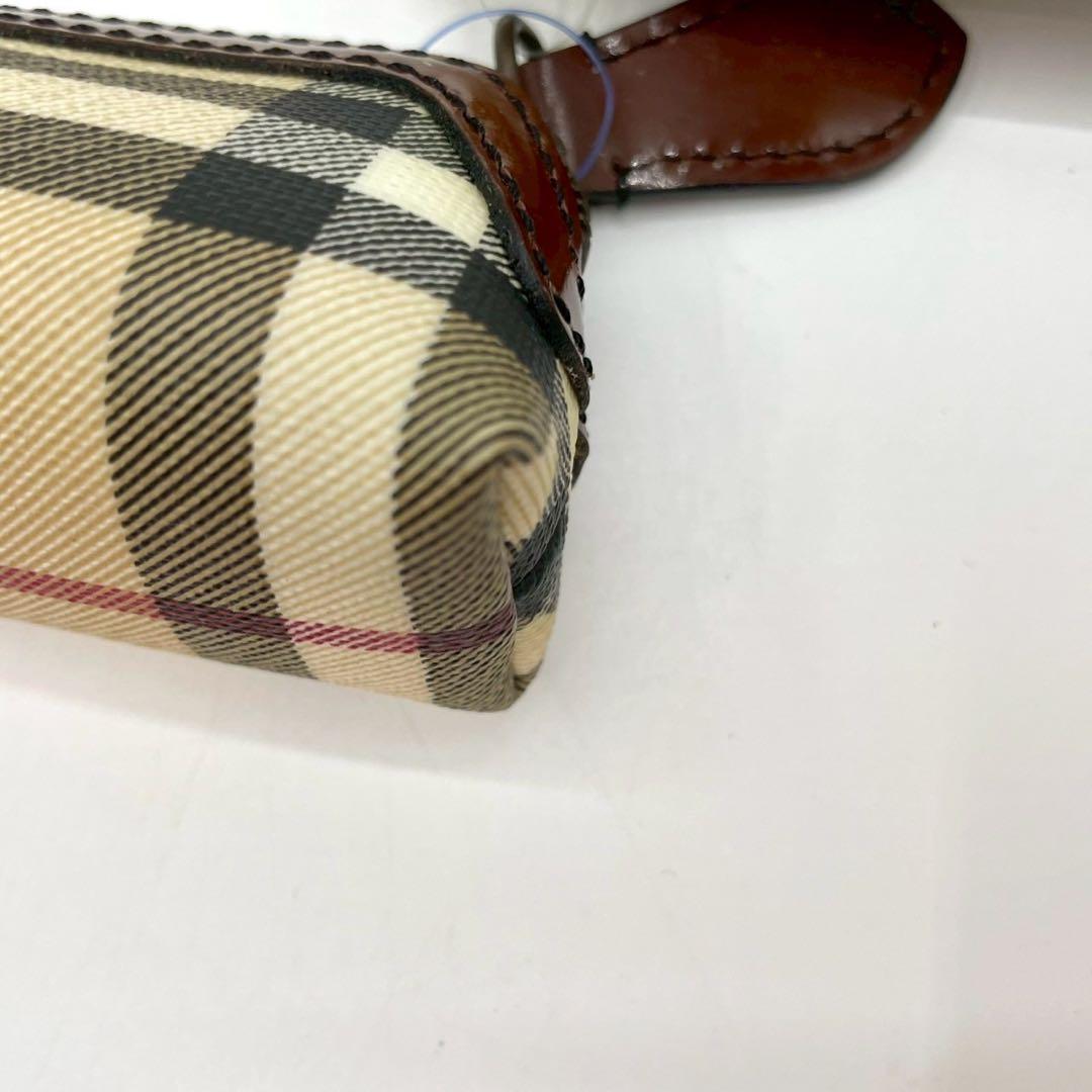新品タグ付き Burberry 小物入れ ポーチ ノバチェック　レザー　PVC