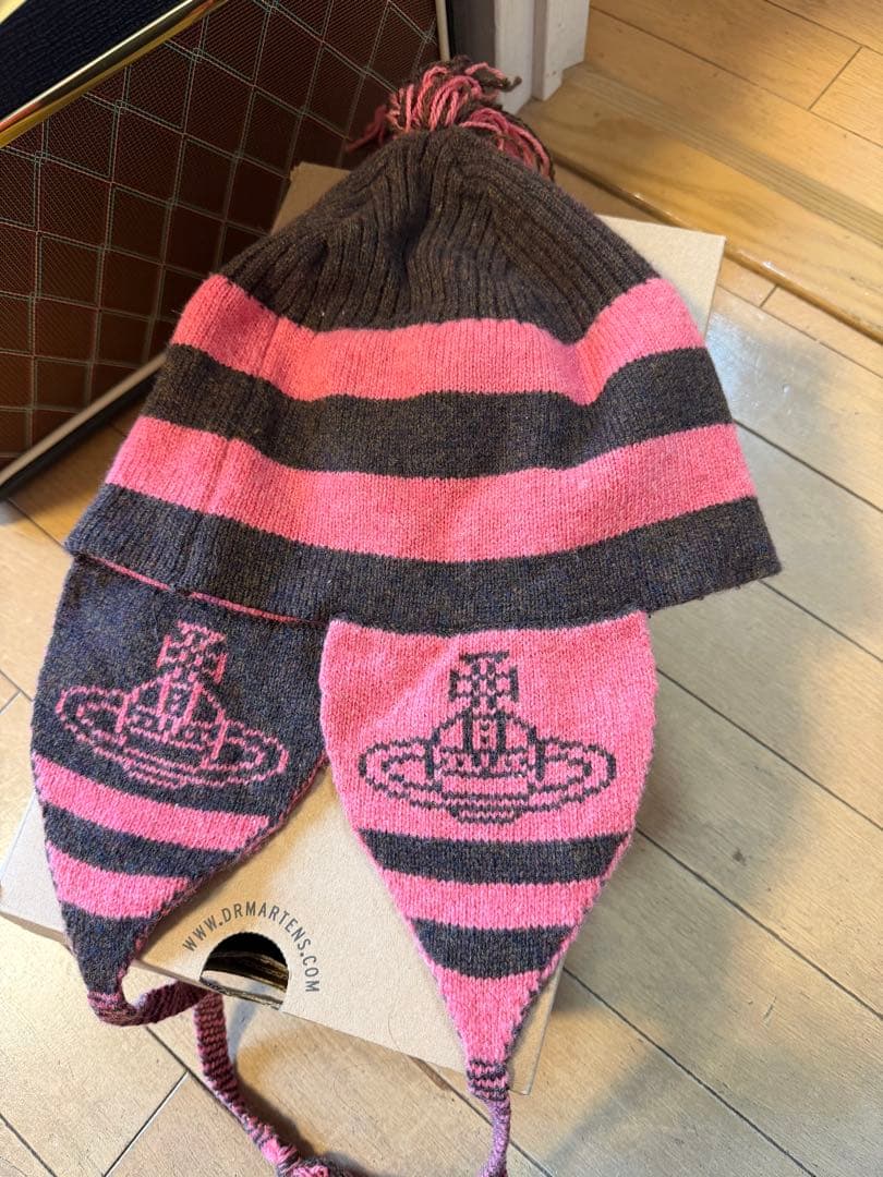 ヴィヴィアンニット帽レッド