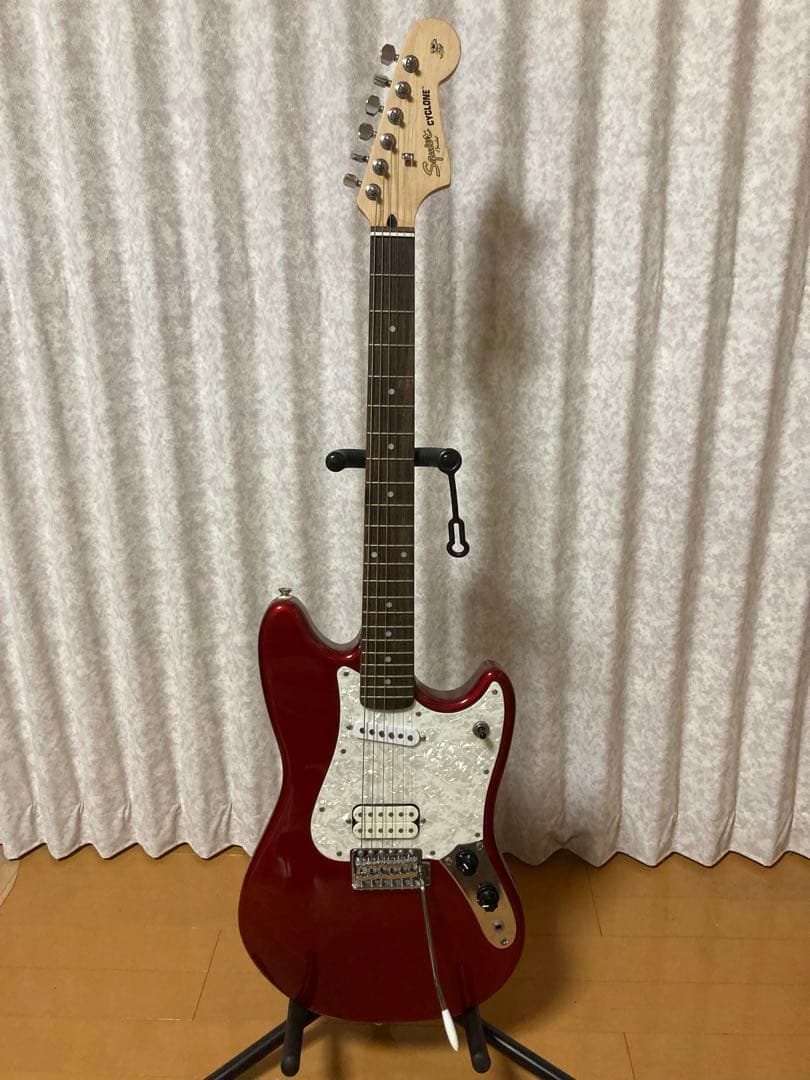 Squire by fender FSR cyclone CAR 中古美品