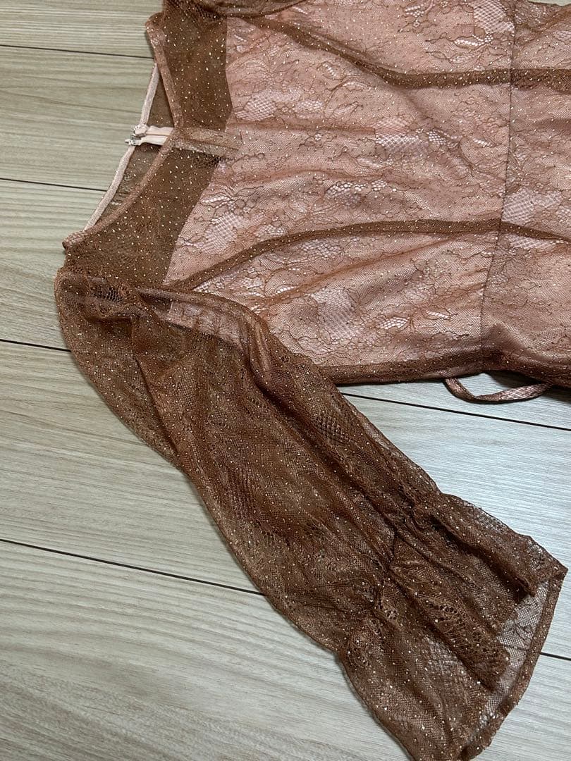 グリッターレース袖付きフィット&フレアパーティードレス　結婚式　お呼ばれ　ドレス