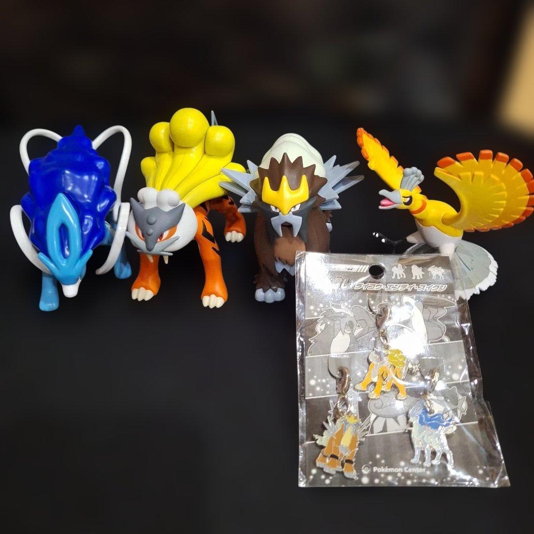 ポケモンセンター　メタルチャーム　フィギュア　色違い　まとめ