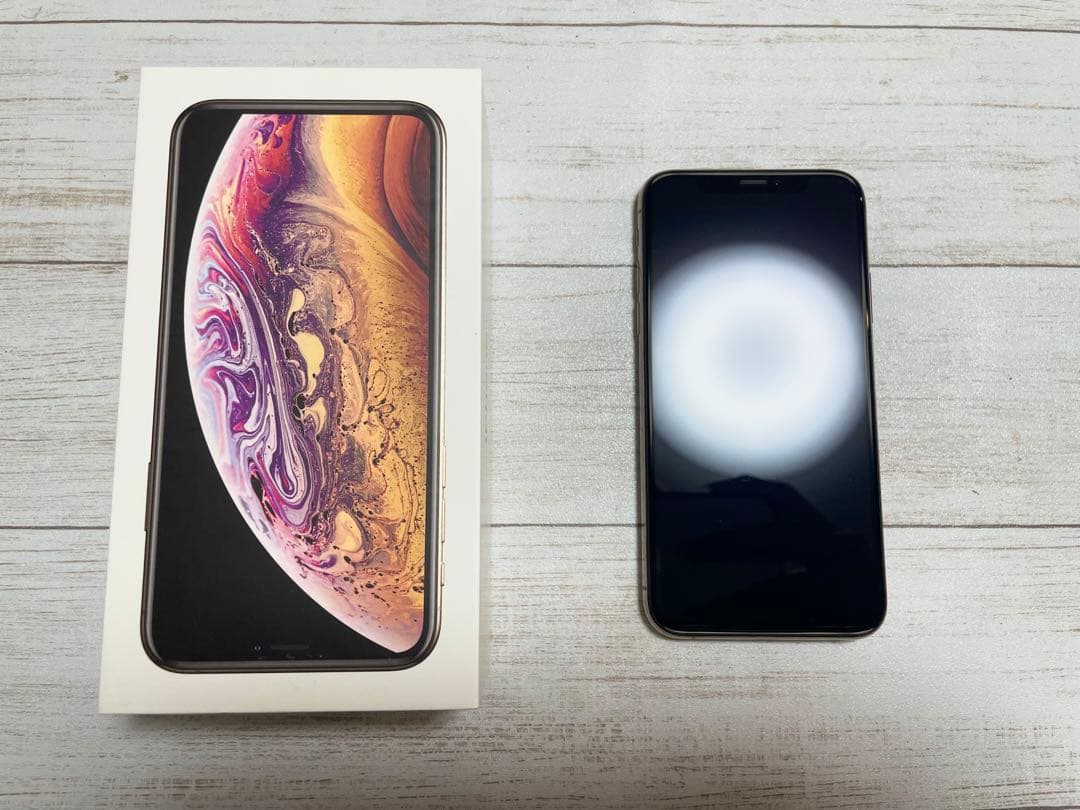iPhone XS 64GB ゴールド SIMフリー バッテリー80%以上