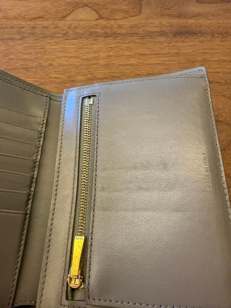 【美品　箱付き】セリーヌ ミディアム ストラップ ウォレット