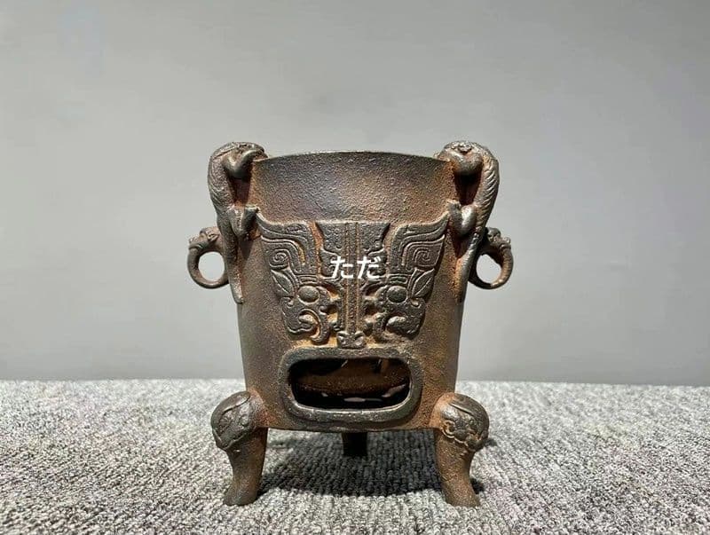 鉄器 獣頭炭ストーブ 茶釜を煮る 茶道具 装飾品 工芸品 置物