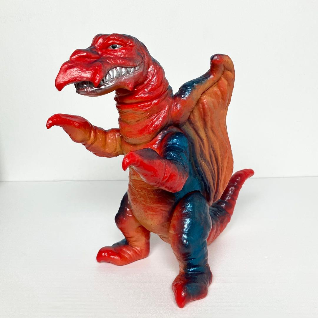 アロン ベアモデル ソフビ 円谷プロ