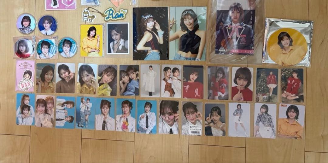 ME:I 石井蘭　缶バッジ　トレカ