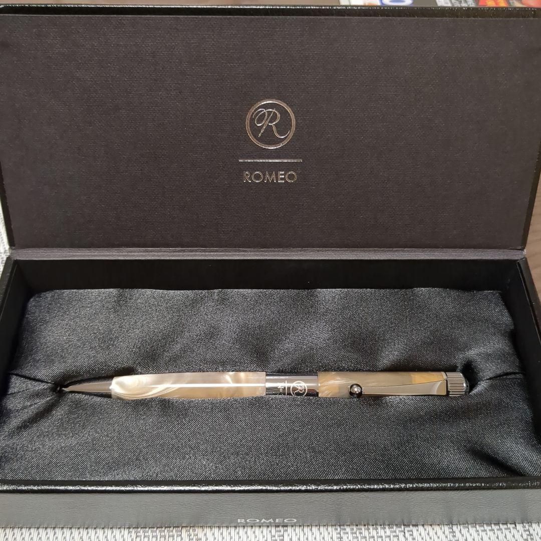 英さん専用　伊東屋ROMEO NO3 ボールペン　イタリアンベージュ