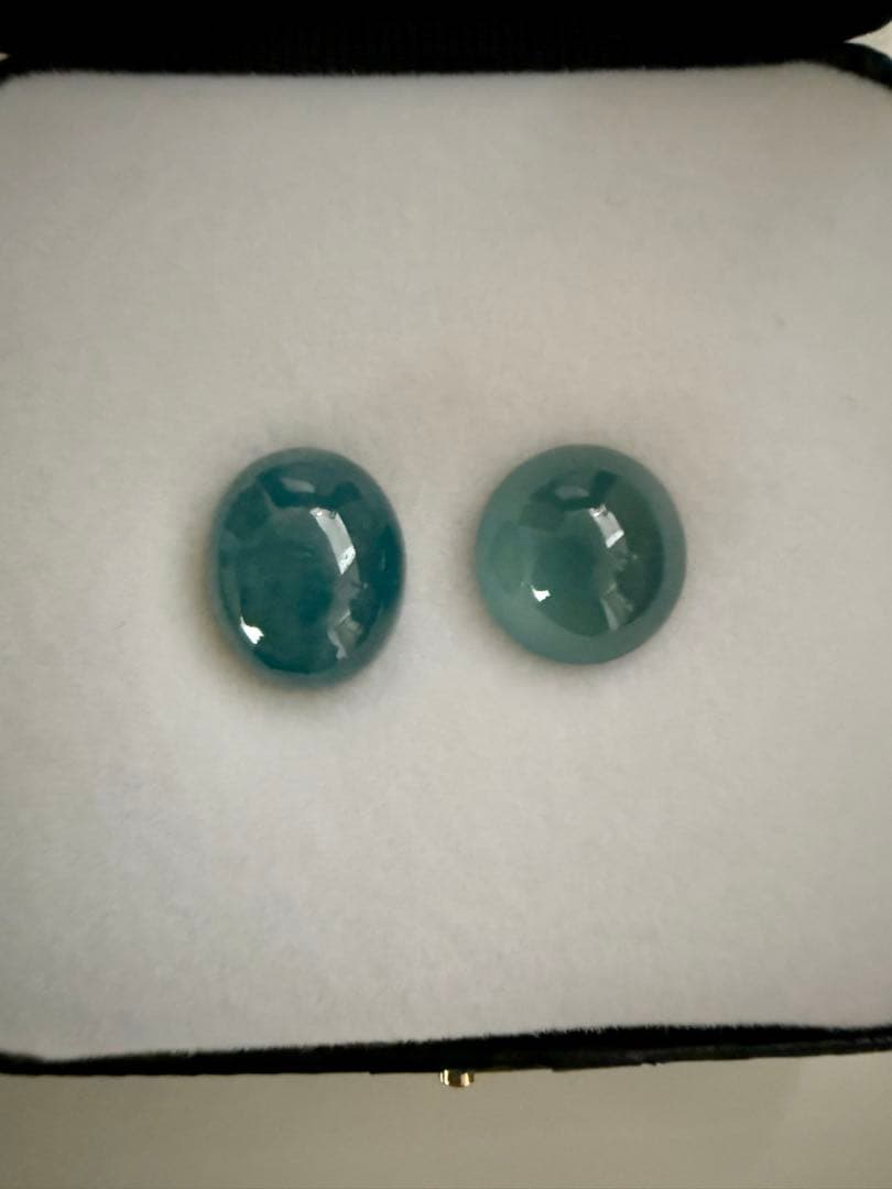 新潟県糸魚川市市振海岸産青(コバルト)ヒスイ　ルース　5.25ct