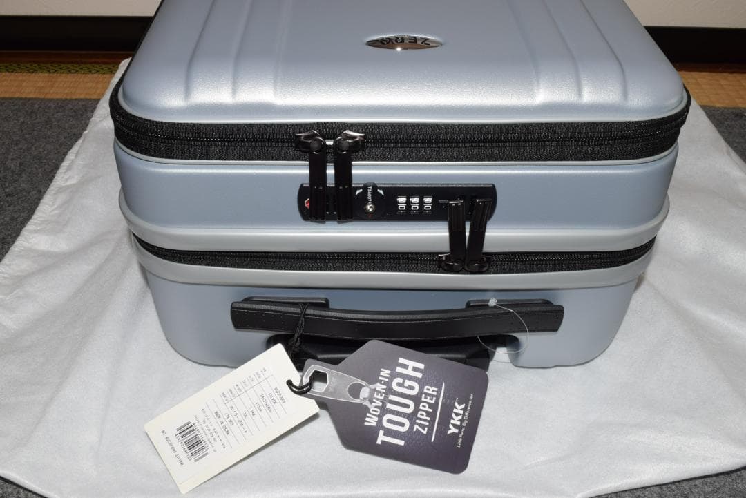 新品☆ゼロハリバートン スーツケース ZRP-W2S☆ポリカーボネイト☆シルバー