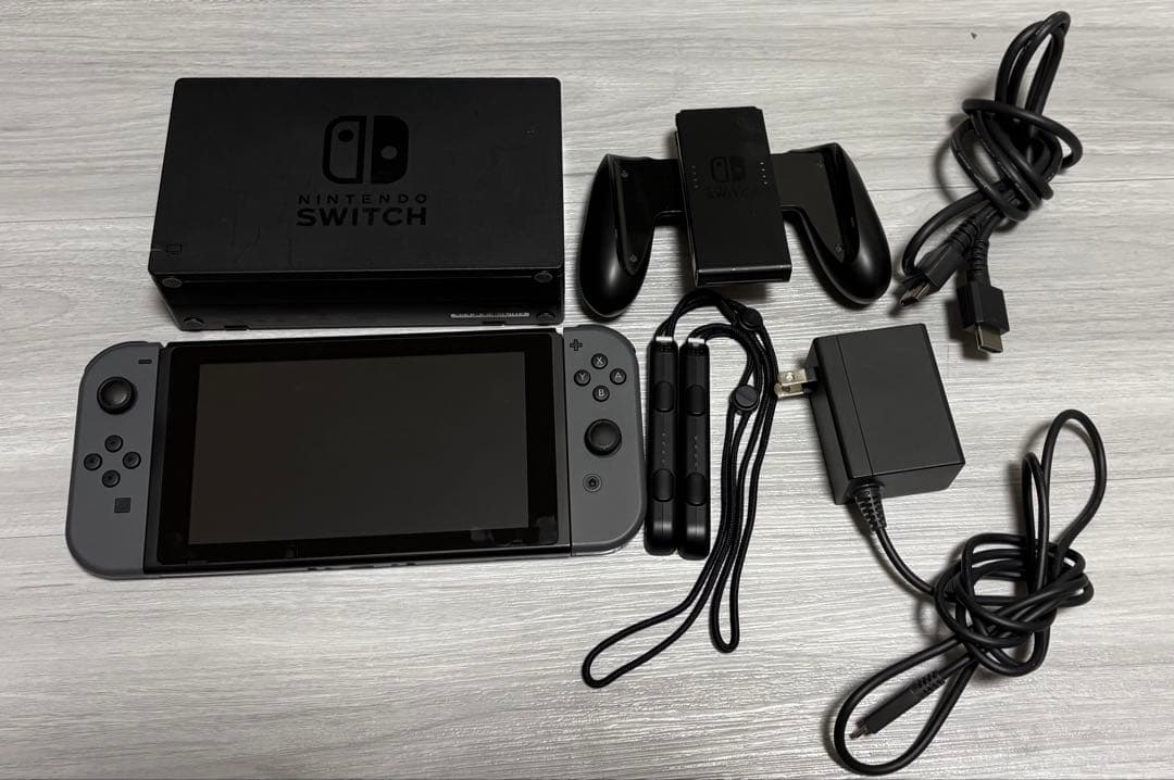 Nintendo Switchブラック 本体と付属品セット HAC-001