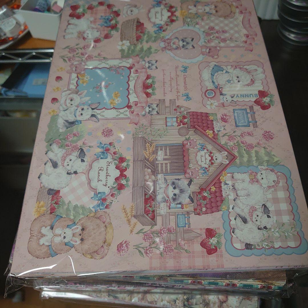 デザインペーパーA4サイズまとめ売り1200枚以上。