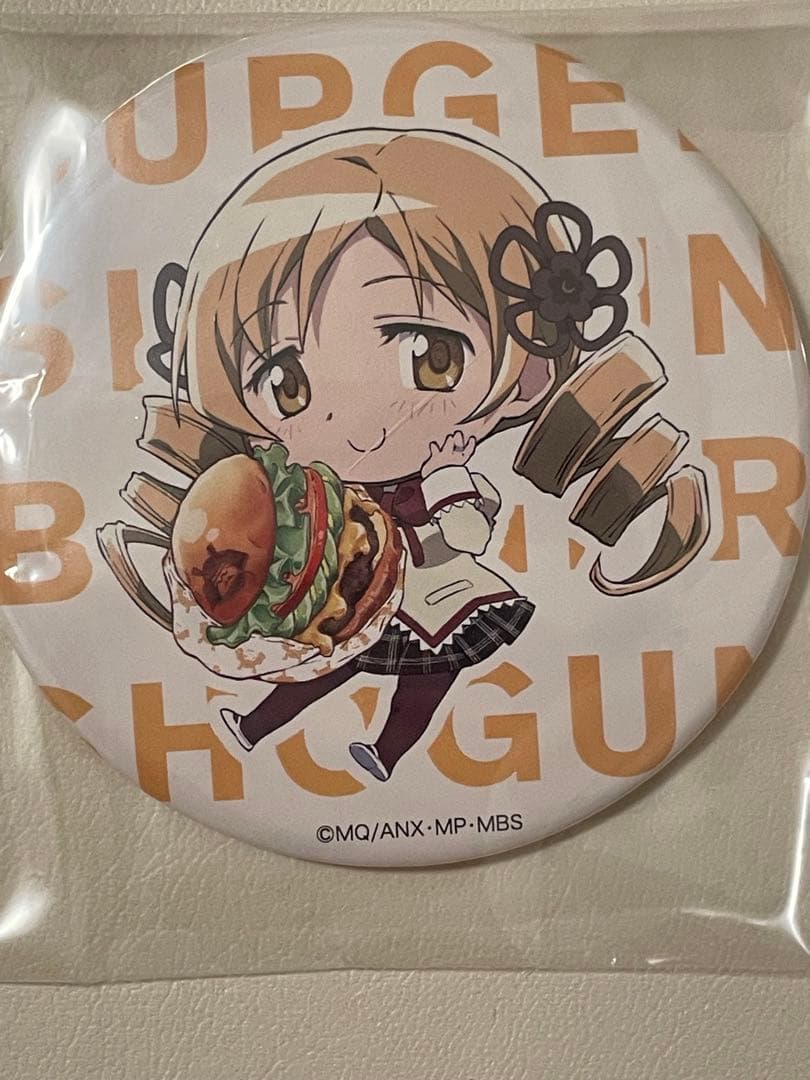 魔法少女まどか☆マギカ　まどマギ 巴マミ 缶バッジ SHOGUN BURGER