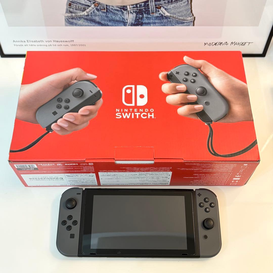 24年4月購入 Nintendo Switch 本体 グレー ジョイコン付き