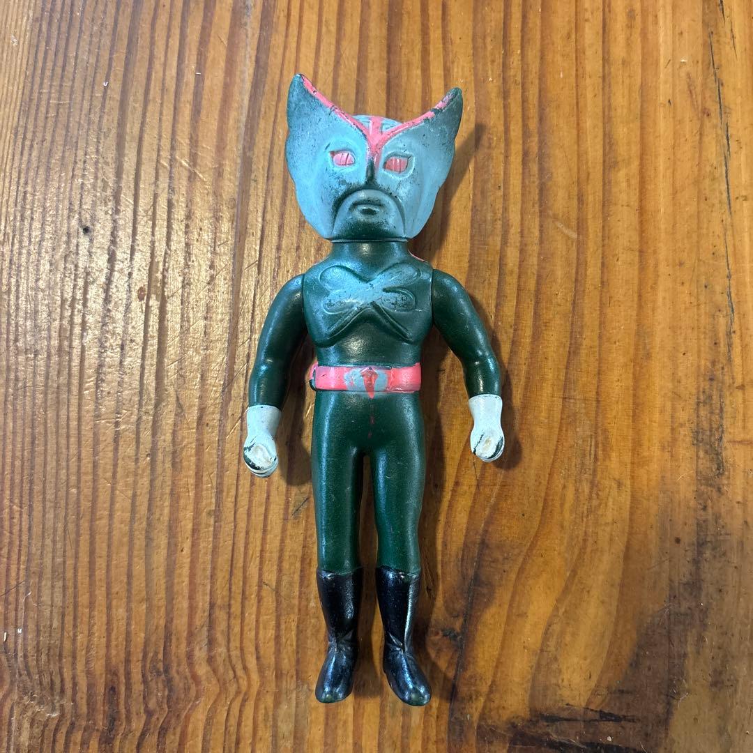 バロムワン　パチソフビ