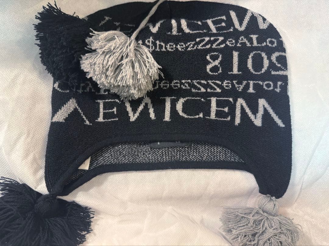 VeniceW ブラック×グレー　ニット帽子