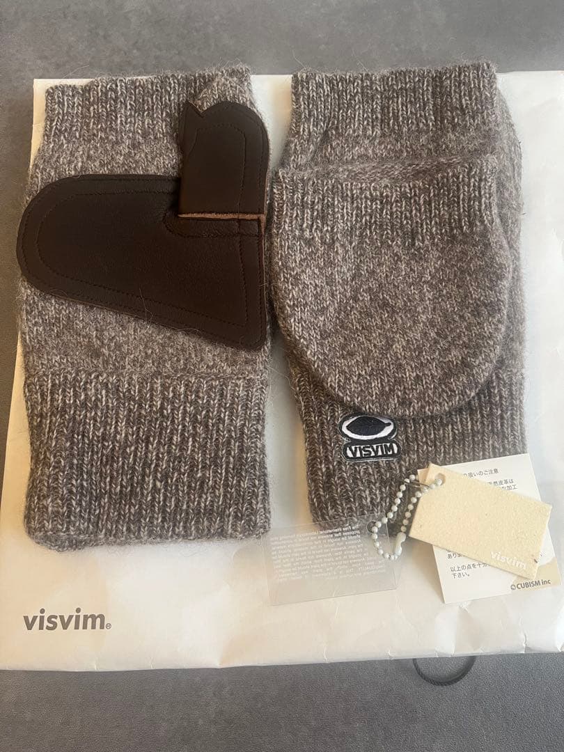 visvim 手袋　新品