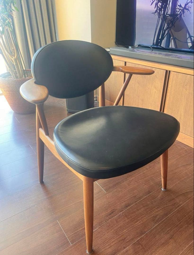 おっしょい　チェア3脚目