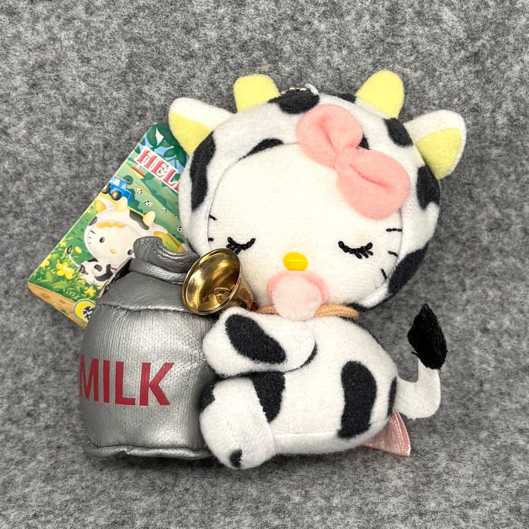 ハローキティ 牧場限定 牛 マスコット ぬいぐるみ