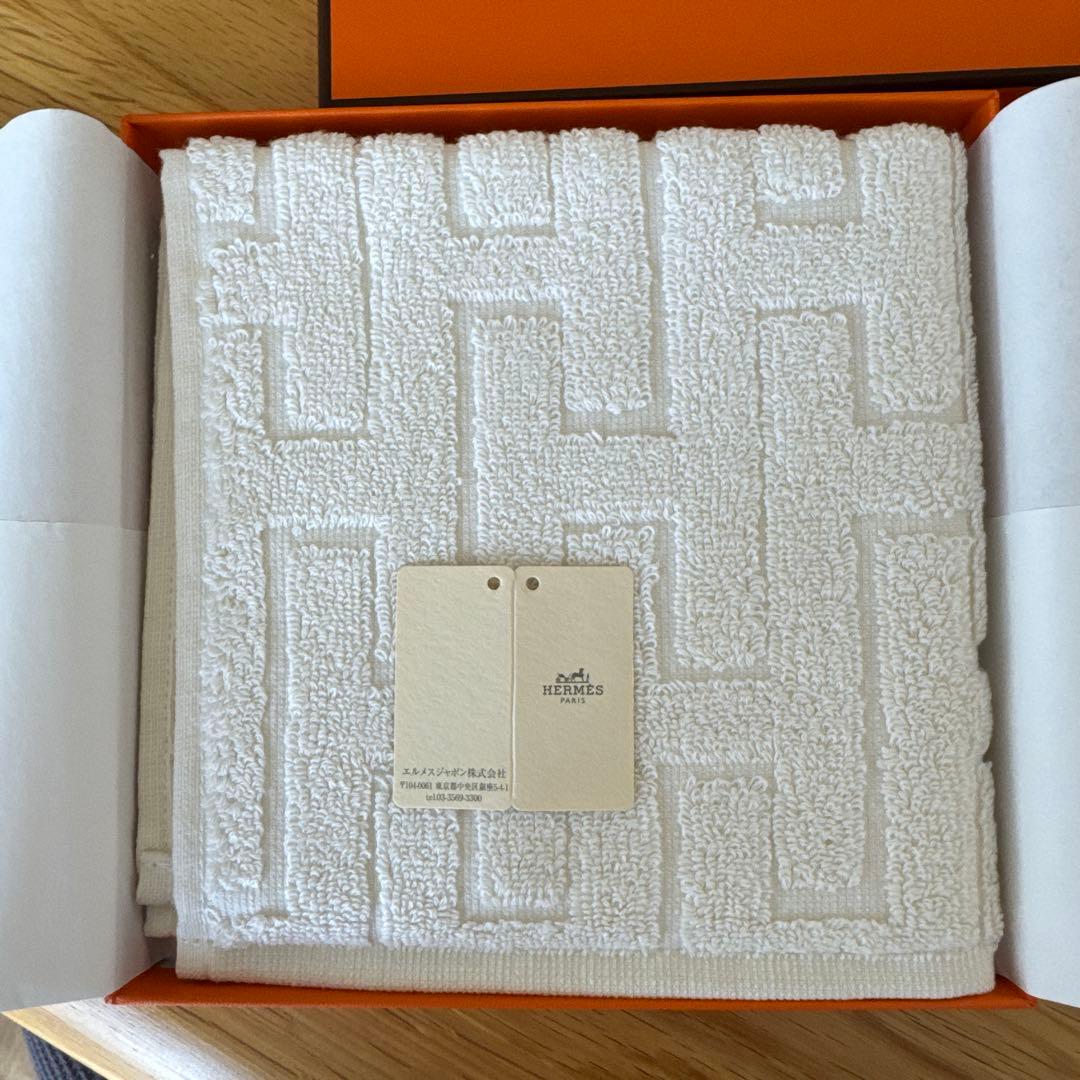 エルメス　ハンドタオル