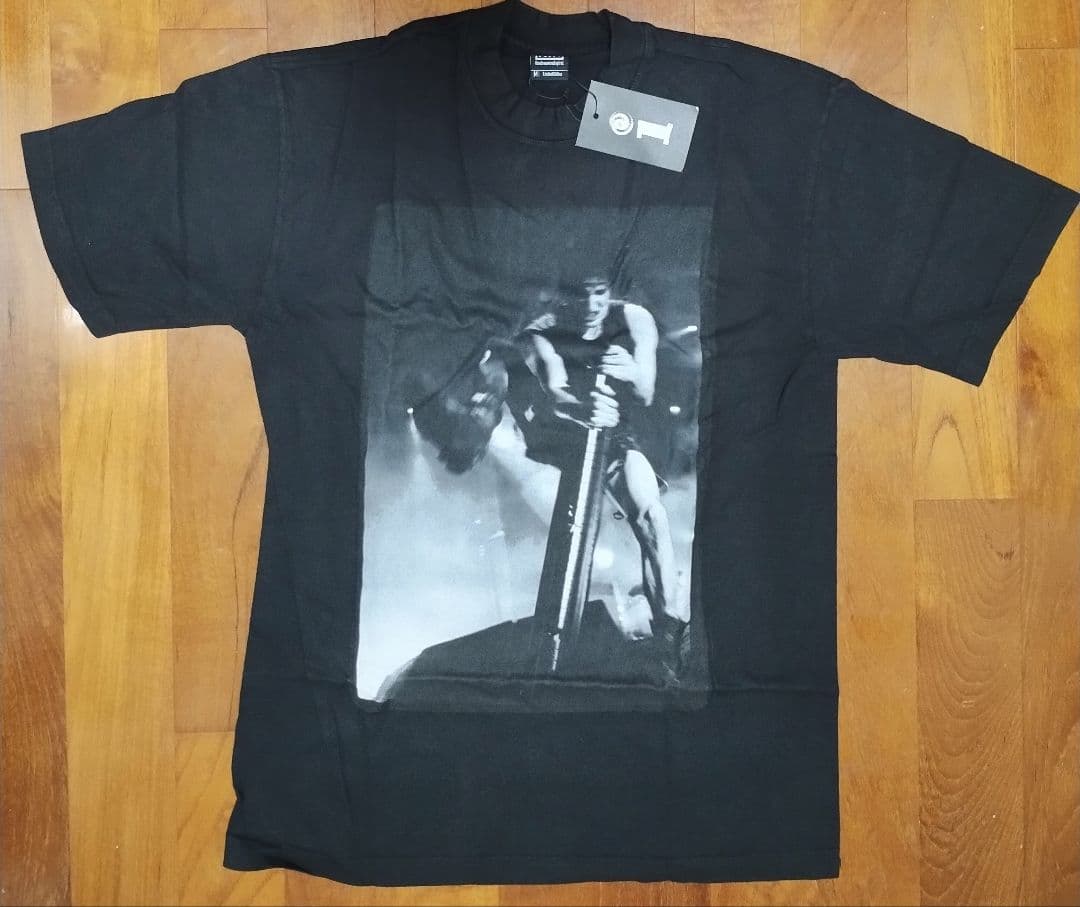 世界限定500 ナインインチネイルズ ダウンワードスパイラル30周年記念Tシャツ