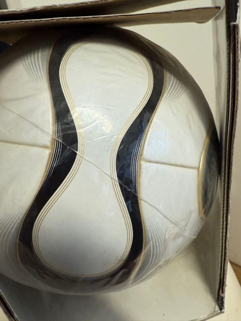 ま*ん様 激レア　2006年 ドイツ ワールドカップ公式試合球 チームガイスト