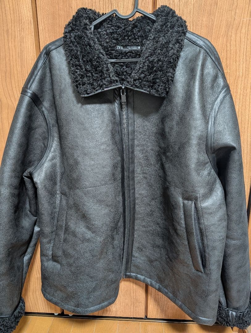 ZARA フェイクレザージャケット