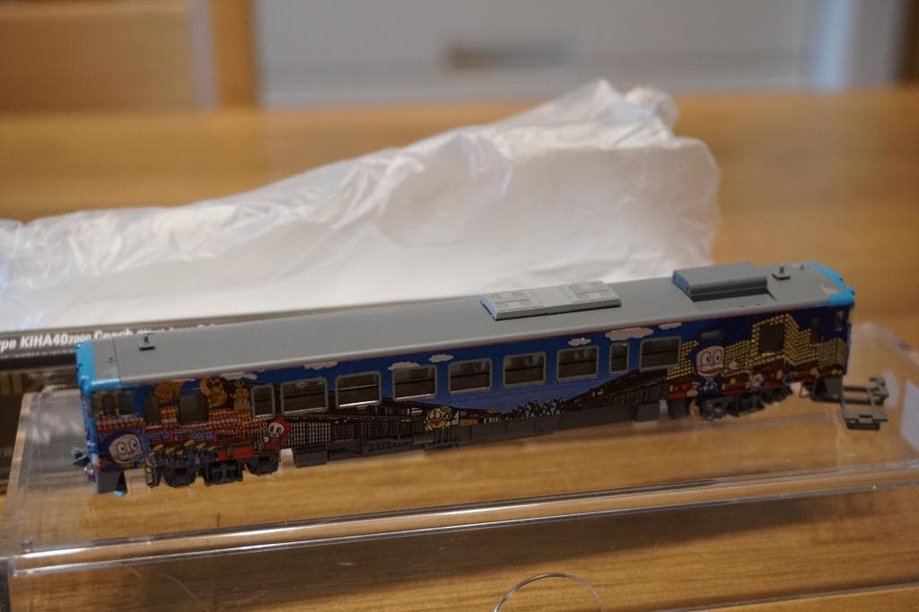 キハ40　2137 　ハットリくんラッピング塗装仕様　M車 白色室内灯組み込み込