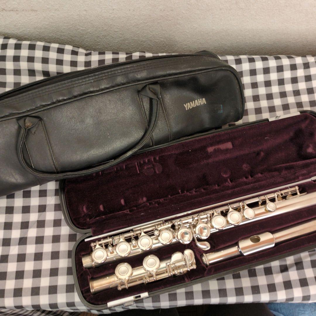 YamahaフルートYFL211SⅡ ケース付き